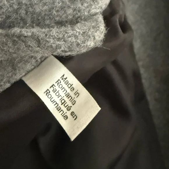 & Other Stories Charcoal Gray Wool Coat *SOLD OUT* - Picture 7 of 9